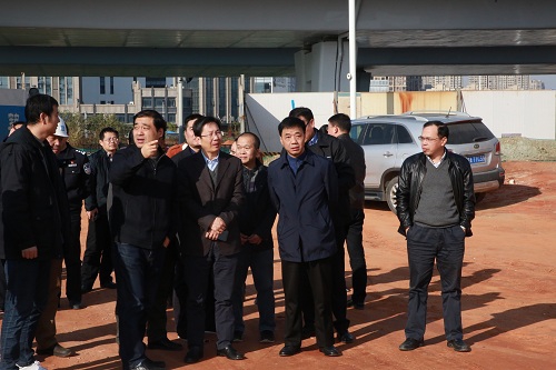 副市長宋鈾一行調(diào)研我司昌南大道、洪都大道快速路改造項(xiàng)目